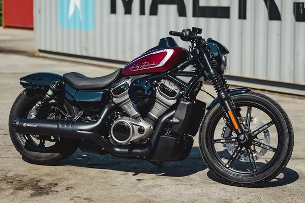 Cache de console centrale Cult Werk pour Harley - vue 2