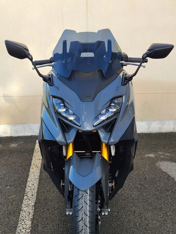 Pare-brise Bullster pour scooter - vue 2