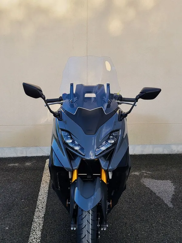 Pare-brise Bullster pour scooter - vue 3