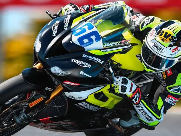 Bulle Race WSSP Street Triple RS WRS - vue 3