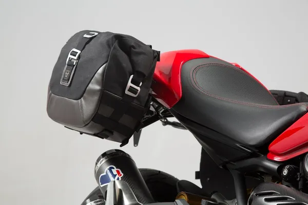 SW-MOTECH Sidebag Sys Legend LC - vue 2