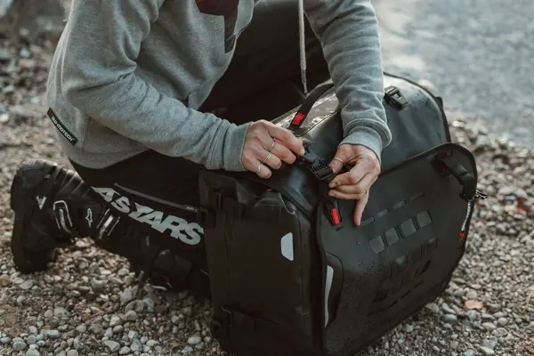 SW-MOTECH SysBag WP L avec platine d'adaptation gauche (27–40 litres) - vue 3