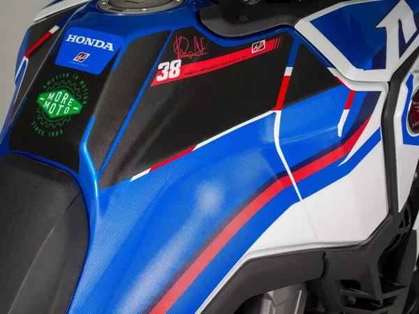 Kit autocollants Uniracing - vue 5