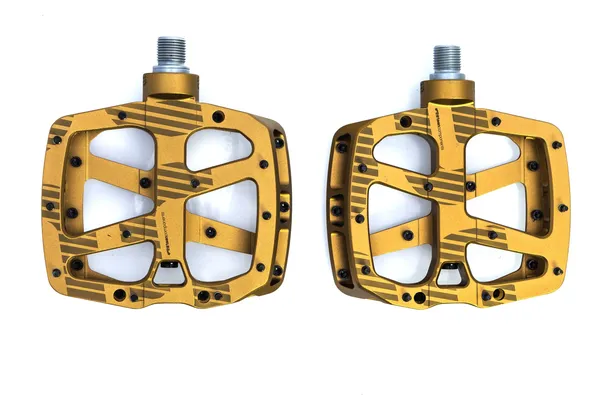 Pédale plate alu bronze E*THIRTEEN