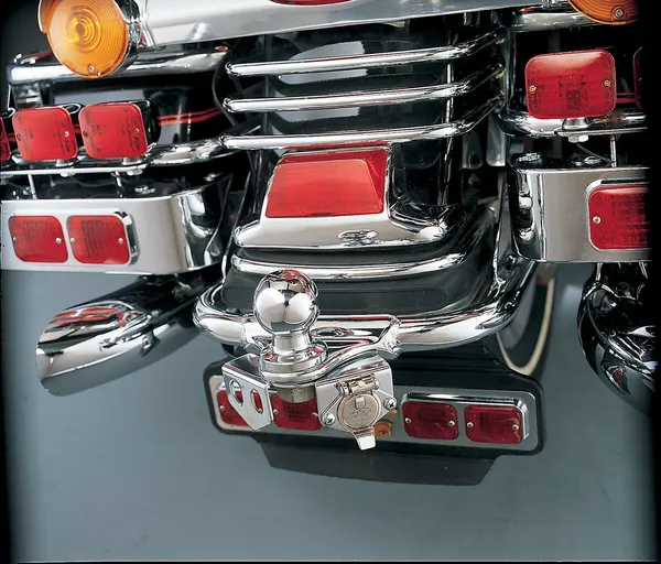 Réceptacle d'attelage de remorque à rotule Drag Specialties - vue 2