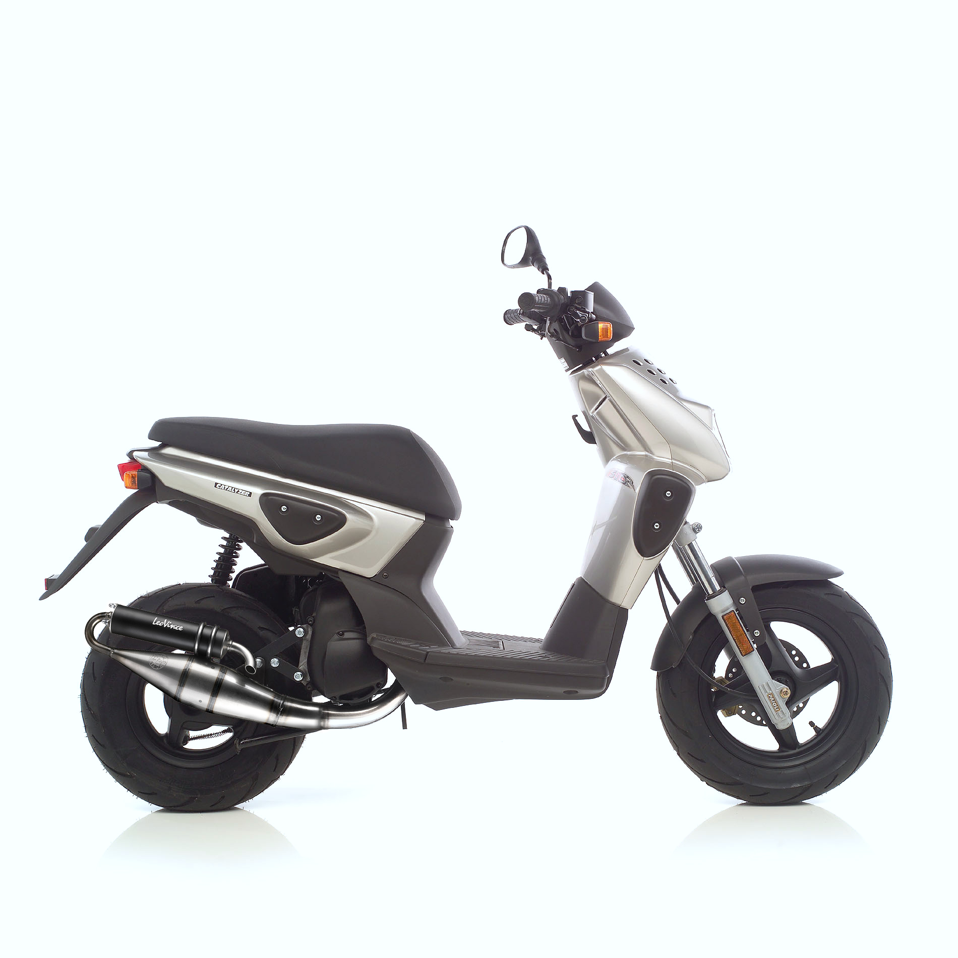 Ligne complète Leovince Hand Made TT Black Edition Booster Kat/Next Generation Kat air cooled homologuée - vue 4