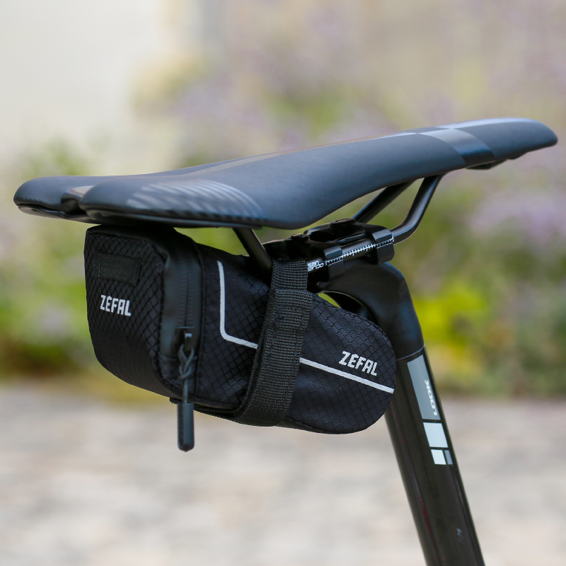 Sacoche de selle vélo Zefal Z Light Pack S 0,5L noir-gris - vue 4