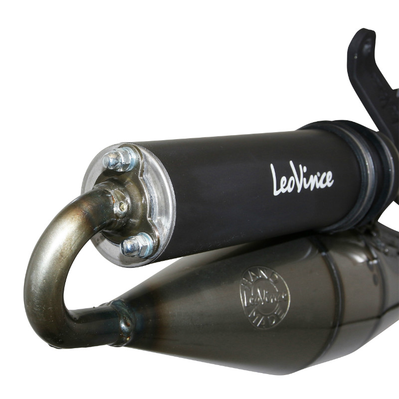 Pot scoot leovince TT black pour MBK 50 nitro, ovetto 2T - yamaha 50 aerox, neo's 2T (ref 4054B) - vue 2