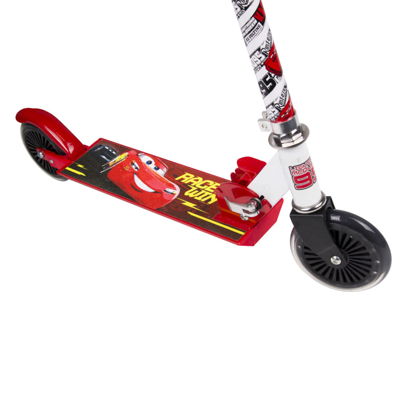 Trottinette enfant Disney Cars 2 roues rouge acier pliable et réglable avec frein roue arrière - vue 2