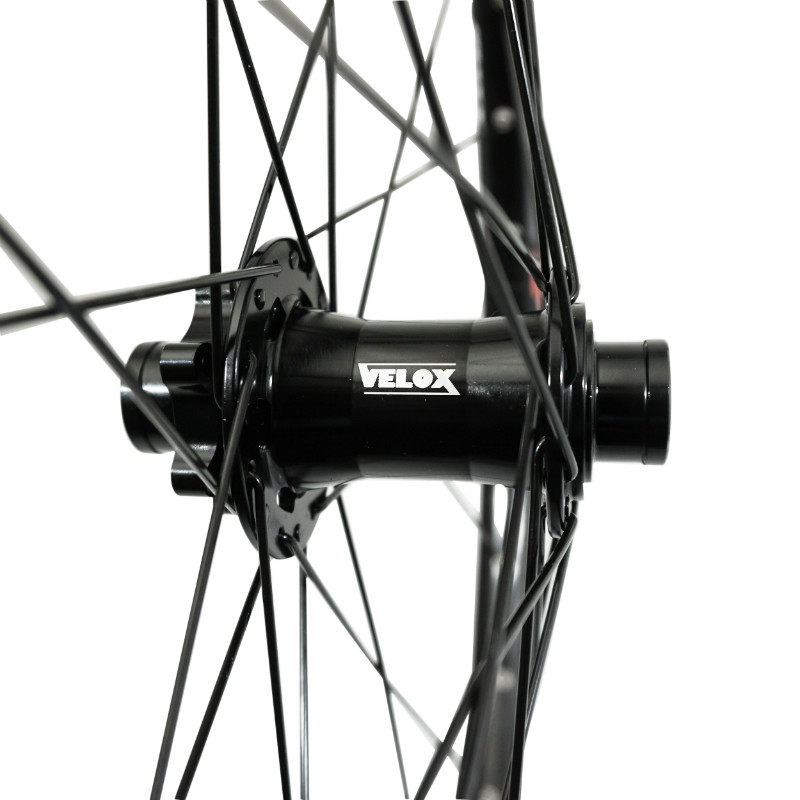 Roue VTT disque 27.5" maxx 25 freeride tubeless ready disque 6 trous avant noir Velox axe traversant 20-110 - jante 25C 32 rayons - vue 3