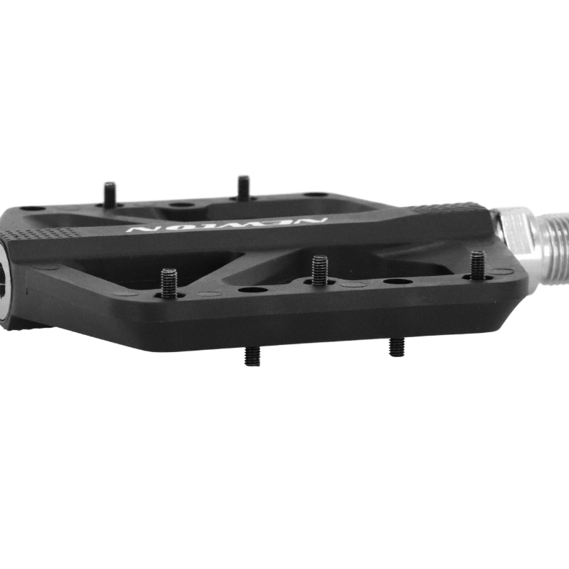 Pédales VTT plateforme descente Newton noir fibre axe alu filetage 9-16 avec picots interchangeables (paire) - vue 2