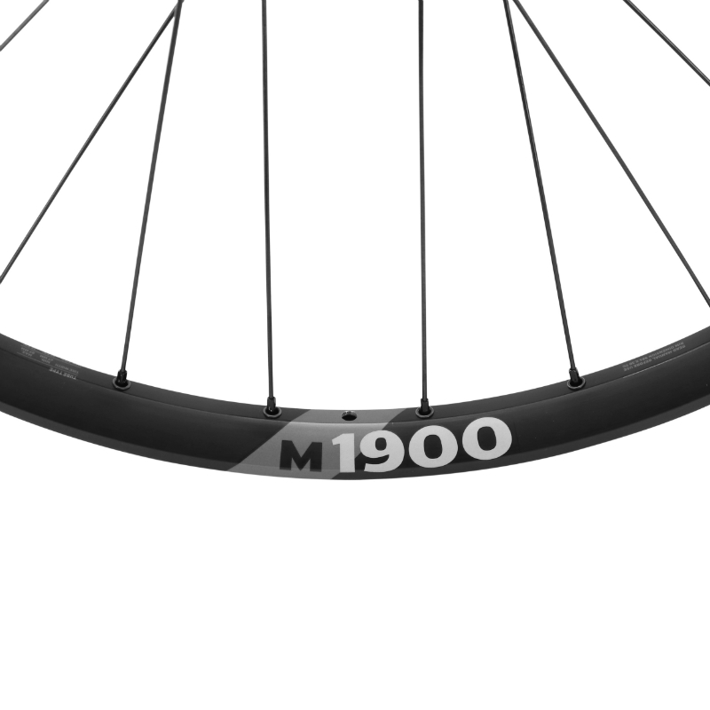 Roue VTT disque 27.5" Dt Swiss M1900 boost centerlock tubeless ready arriere noir shimano 12-11-10V axe traversant 12-142 - jante 30C - resiste poids 110KGS - vue 3