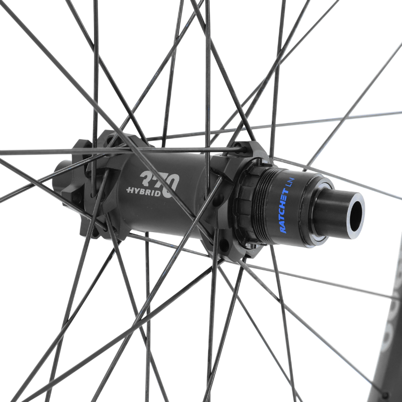 Roue VTT disque 29" Dt Swiss H1900 boost tubeless ready vae centerlock arriere noir sram XD 12V axe traversant 12-148 - jante 35C - resiste poids 150KGS - compatible enduro - vue 3