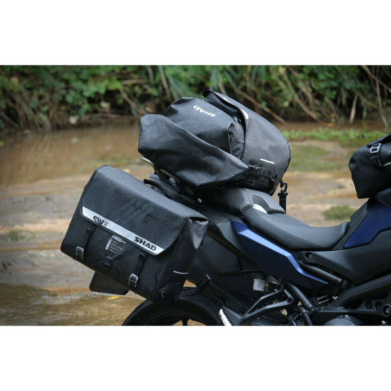 Sacoche cavaliere laterale Shad SW42 noir 25L (fixation universelle incluse) (X0SW42) - vue 4