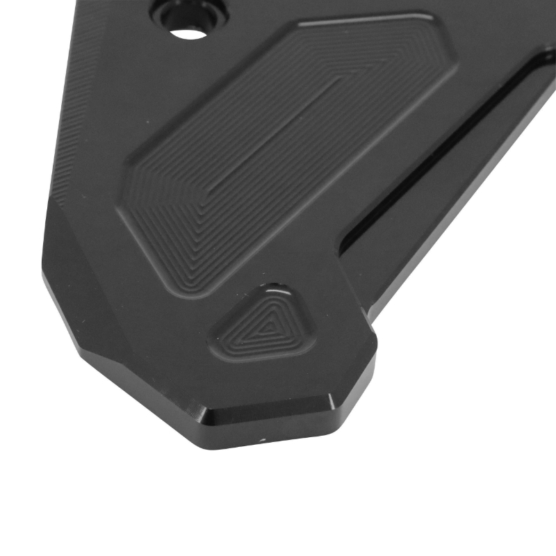 Protection platine repose-pied AVOC pour Yamaha MT-07 700 2014+ aluminium CNC anodisé noir (paire) - vue 3