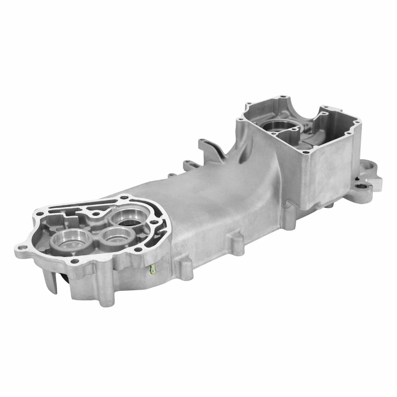 Carter moteur scoot adaptable sym 50 orbit, mio 4T - peugeot 50 vivacity 3, ludix 4T (moteur GY6 137QMB) (gauche cote variation - longueur 430MM) (OEM 11200-awa-000) -P2R - vue 3