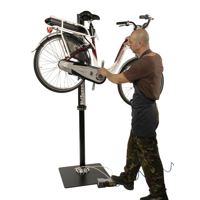 Pied d'atelier de reparation velo professionnel levage pneumatique -Bicisupport- a connecter a un compresseur supporte 35KGS - vue 3