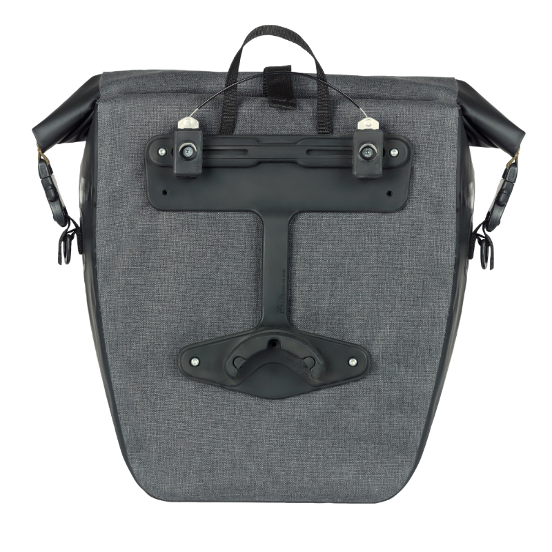 Sacoche arriere velo laterale Basil navigator cyclotouriste waterproof 25-31L noir fixation mik studs sur porte bagage (32X15X37CM) avec poignee et bandouillere fermeture enroulement - vue 4