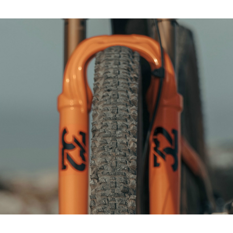 Pneu VTT 29 x 2.40 Hutchinson Kraken Sideskin noir Tubeless Ready TS (57-622) - vue 3