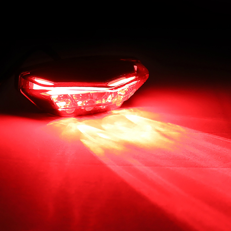 Feu arrière moto universel AVOC Star à LEDs noir couvercle fumé 9 LEDs 3 fils homologué - vue 6
