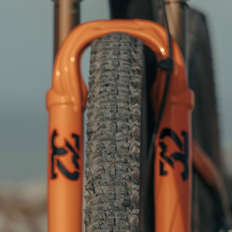 Pneu VTT 29 x 2.30 Hutchinson kraken sideskin noir tubeless ready TS (55-622) - vue 3