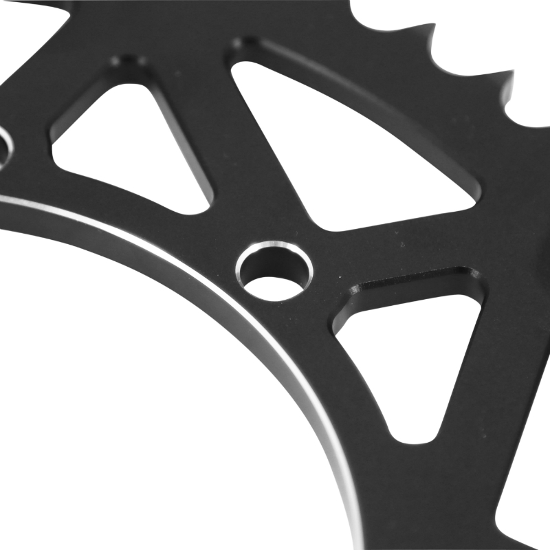 Couronne 50 Boîte VOCA BESTIA adaptable Derbi GPR Nude 2004+, GPR Racing 2004+, Senda DRD 2007+, Aprilia RS4 2011+2020, Gilera SMT 2013+ 420 50 DTS Alu CNC noir - vue 3