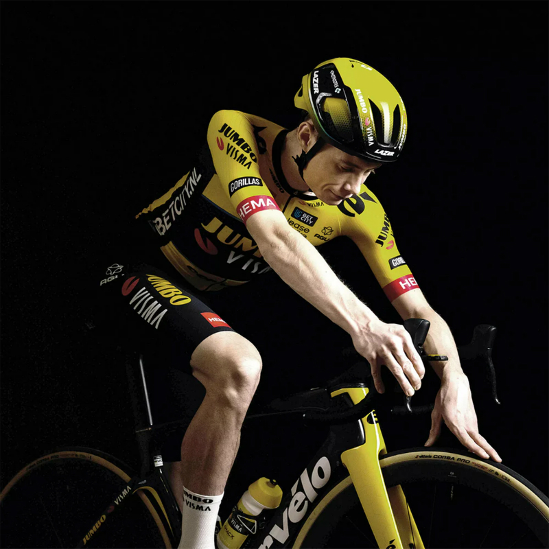 Boyau route 700 x 28 Vittoria corsa pro noir flanc miel graphene silica 340G - vue 3