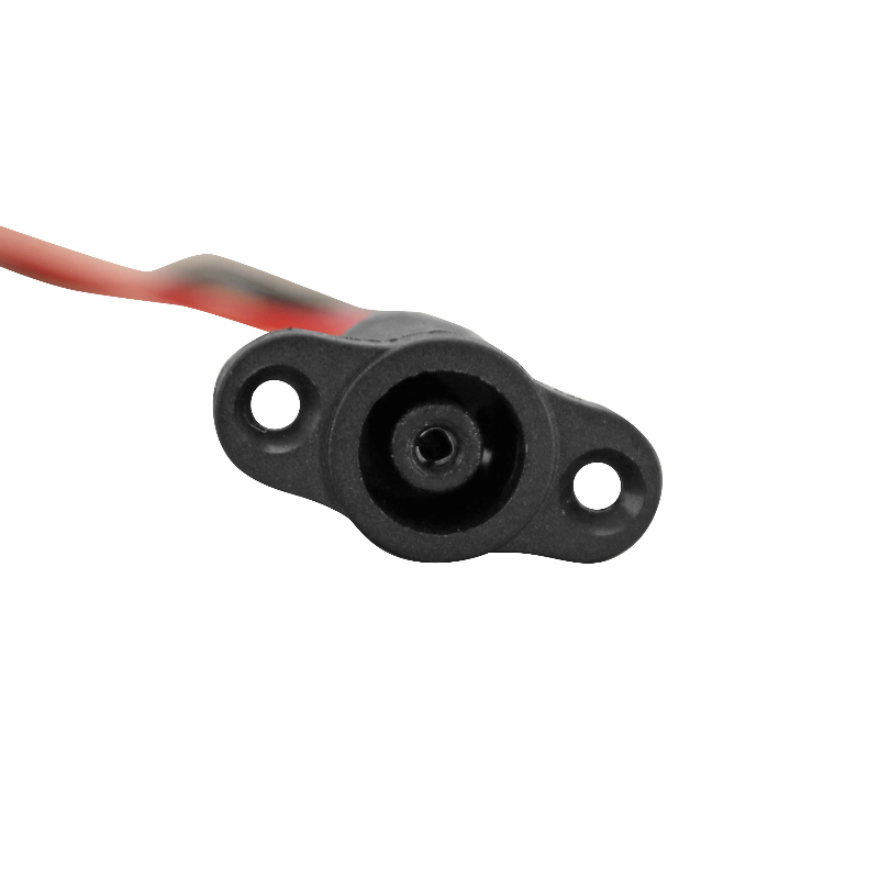 Prise port de charge Xiaomi M365/Pro/1S/Pro 2/Mi 3 - P2R - vue 3