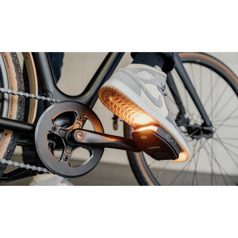 Pédales city Look Geovision lumineuses 50 lumen rechargeables USB grip Vibram noir (paire) - vue 8