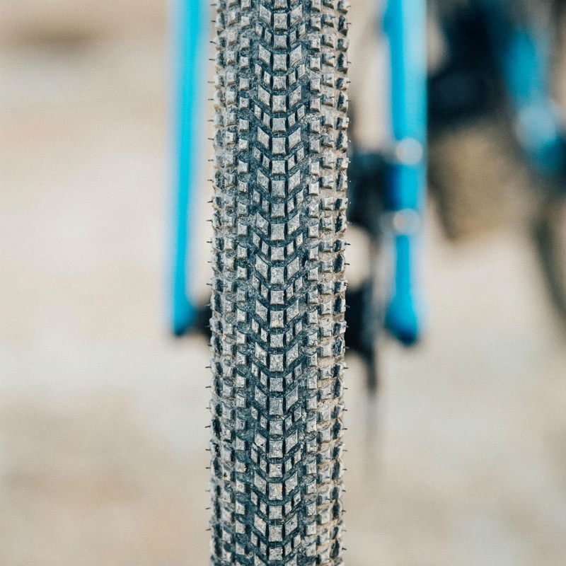 Pneu gravel 700 x 40 Hutchinson Touareg Hardskin noir tubeless ready TS (40-622) - vue 3