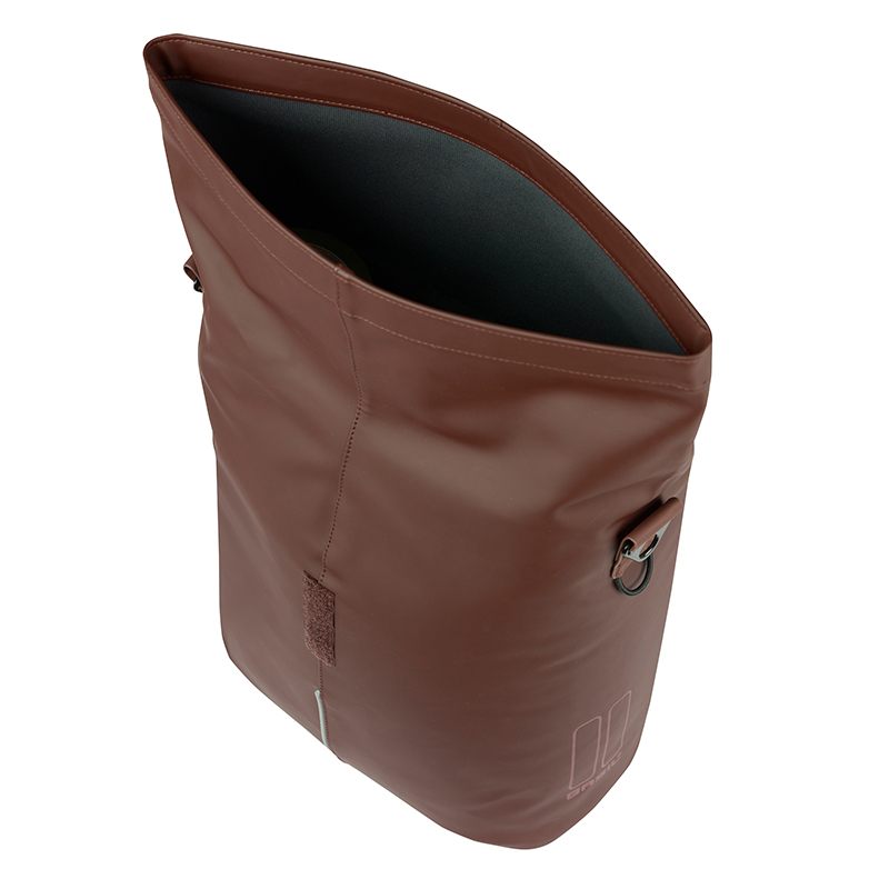 Sacoche arrière vélo latérale Basil City Shopper marron 14-16L fixation MIK - vue 6