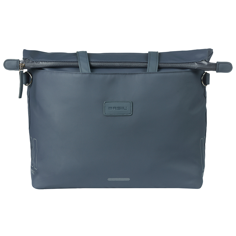 Sacoche arriere velo laterale sac ordinateur portable Basil manhattan waterproof bleu marine droit-gauche 12L fixation hook on (12X38X30CM) fermeture pliant anti-pluie - vue 5