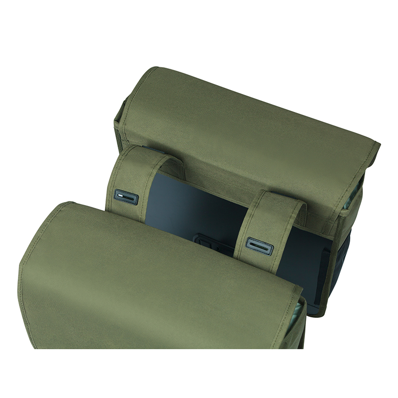 Sacoche arrière vélo double Basil Go vert foncé 32L fixation Hooks On - vue 4