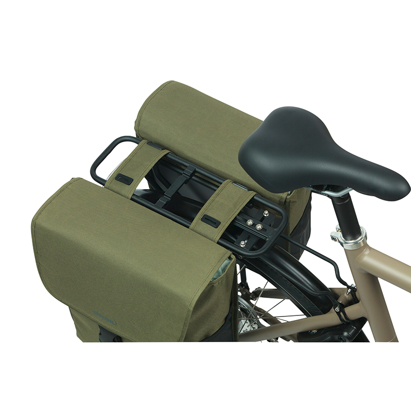 Sacoche arrière vélo double Basil Go vert foncé 32L fixation Hooks On - vue 7