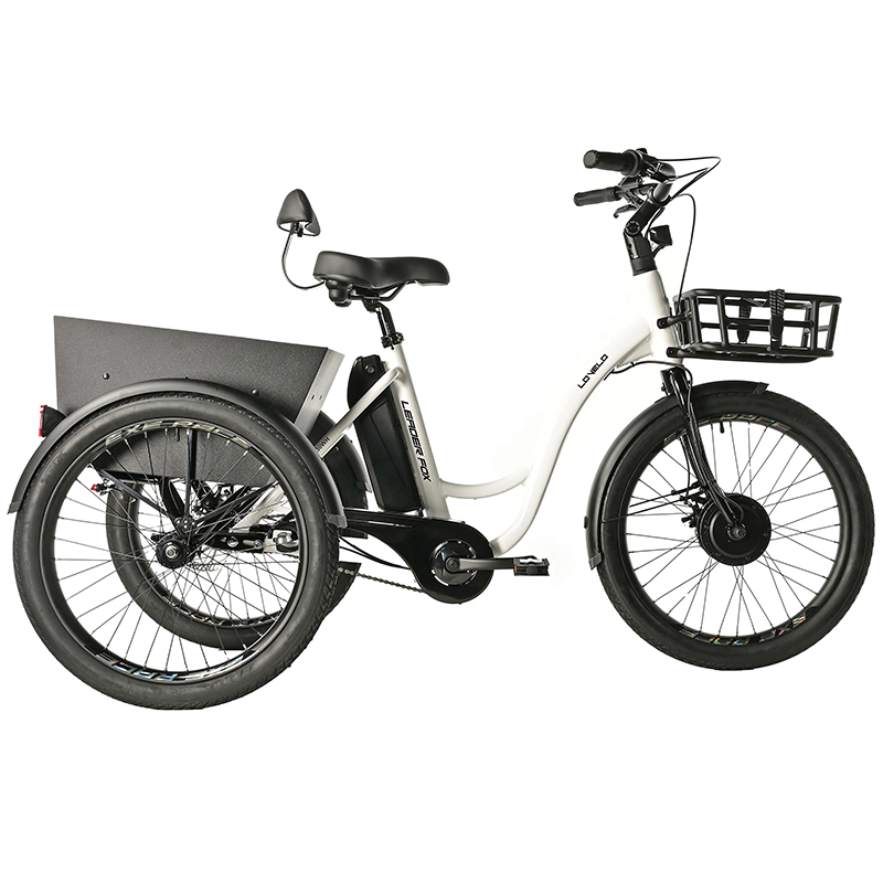 Tricycle electrique-vae city Leader Fox 24" lovelo 2025 mixte blanc brillant 3V shimano nexus moteur roue av bafang 36V 45NM batterie 16,7AH (avec differentiel) - vue 2