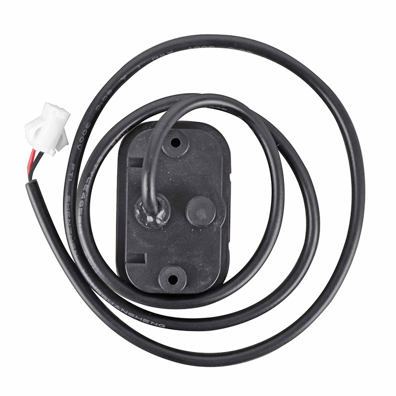 Éclairage feu arrière de garde-boue pour trottinette Kukirin G2 Master - Sélection P2R - vue 2