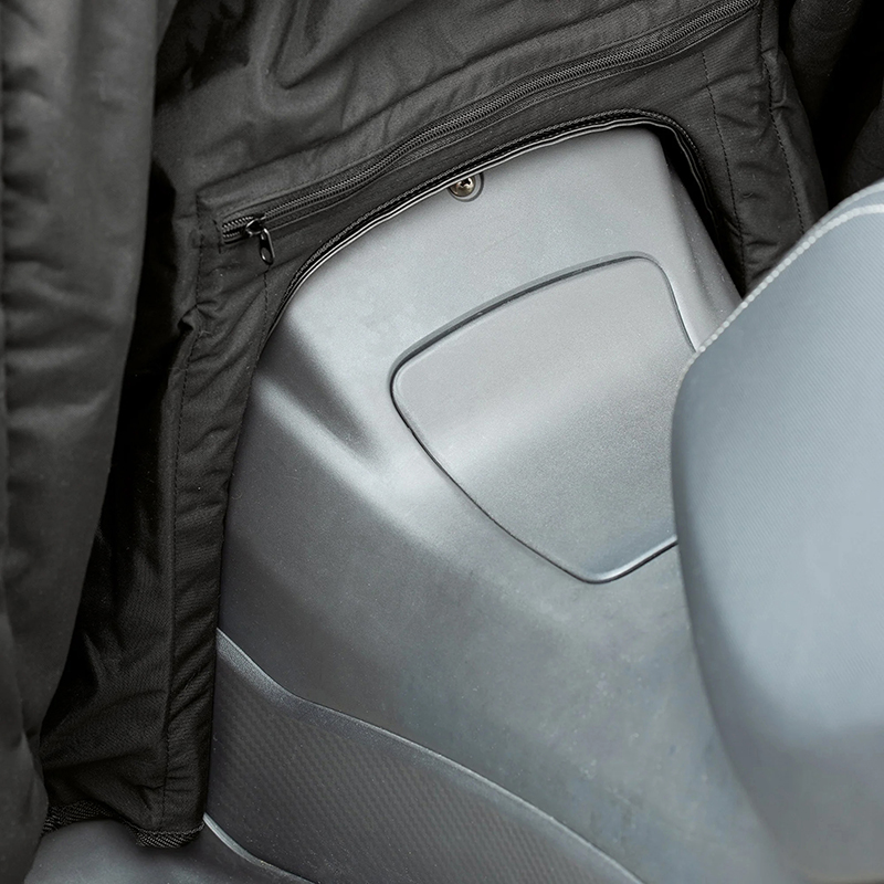 Tablier couvre-jambes TUCANO URBANO Maxiscooter Easy E29 universel (E29N) Termoscud - vue 4