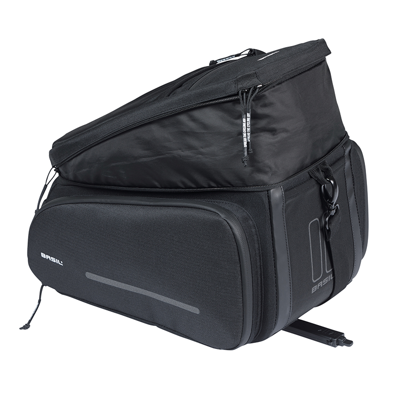 Sacoche arriere velo Basil move noir avec soufflet waterproof extensible 10-26L fixation porte bagage (L33X l24cmxh18cm) fixation systeme mik 2.0 (inclus) - vue 2