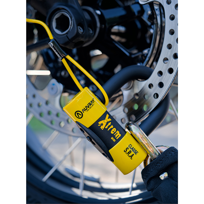 Antivol à chaîne Auvray Xtrem Lasso 1.00M maillon diam 13.5MM avec U Xtrem mini 52x65MM (diam 16MM) - vue 6
