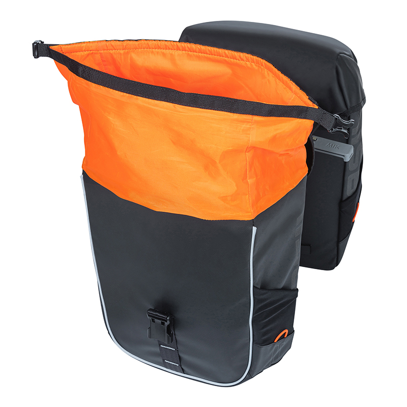 Sacoche arrière vélo double Basil Miles waterproof 34L noir-orange système MIK 2.0 37x13x25cm - vue 4