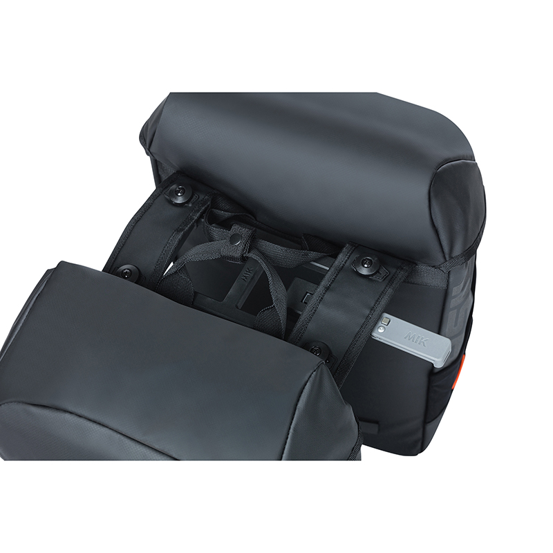 Sacoche arrière vélo double Basil Miles waterproof 34L noir-orange système MIK 2.0 37x13x25cm - vue 6