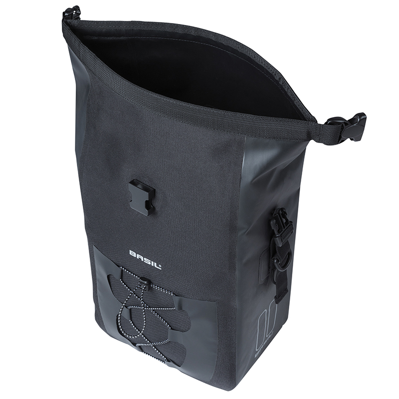 Sacoche arriere velo laterale Basil navigator cyclotouriste waterproof 12-15L noir fixation mik hooks on sur porte bagage (32X15X25.5CM) avec poignee et bandouillere fermeture enroulement - vue 3