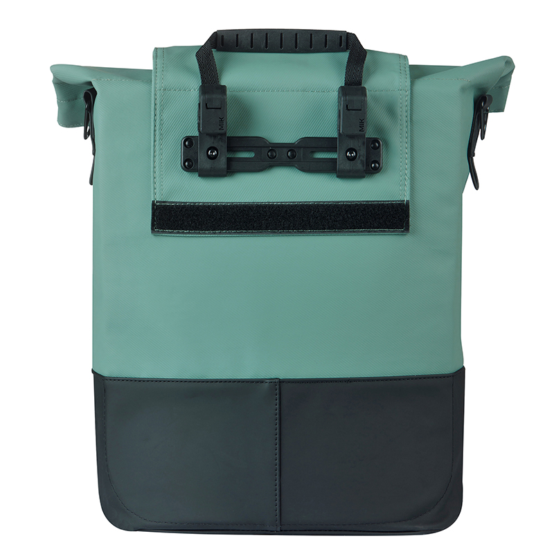 Sacoche arriere velo laterale sac bandouliere Basil cove shopper vert argente-noir droit-gauche 14-16L fixation mik hooks porte bagage (36X14X29CM) avec poignee fermeture pliante impermeable - vue 4