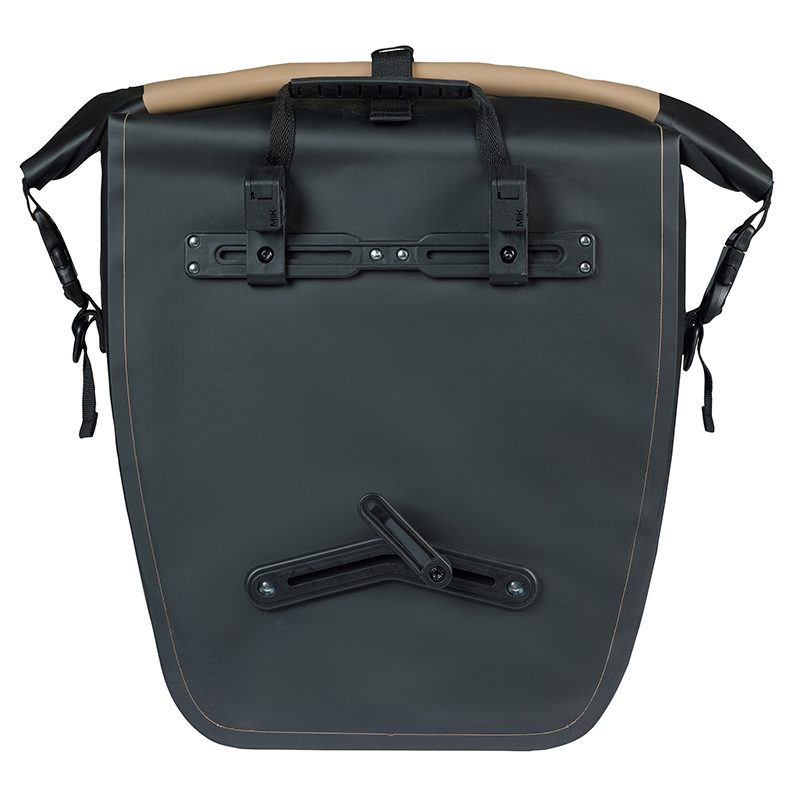 Sacoche arrière vélo latérale Basil Rivo Waterproof 25-31L sable-noir fixation MIK Hooks (43x14x28cm) - vue 5