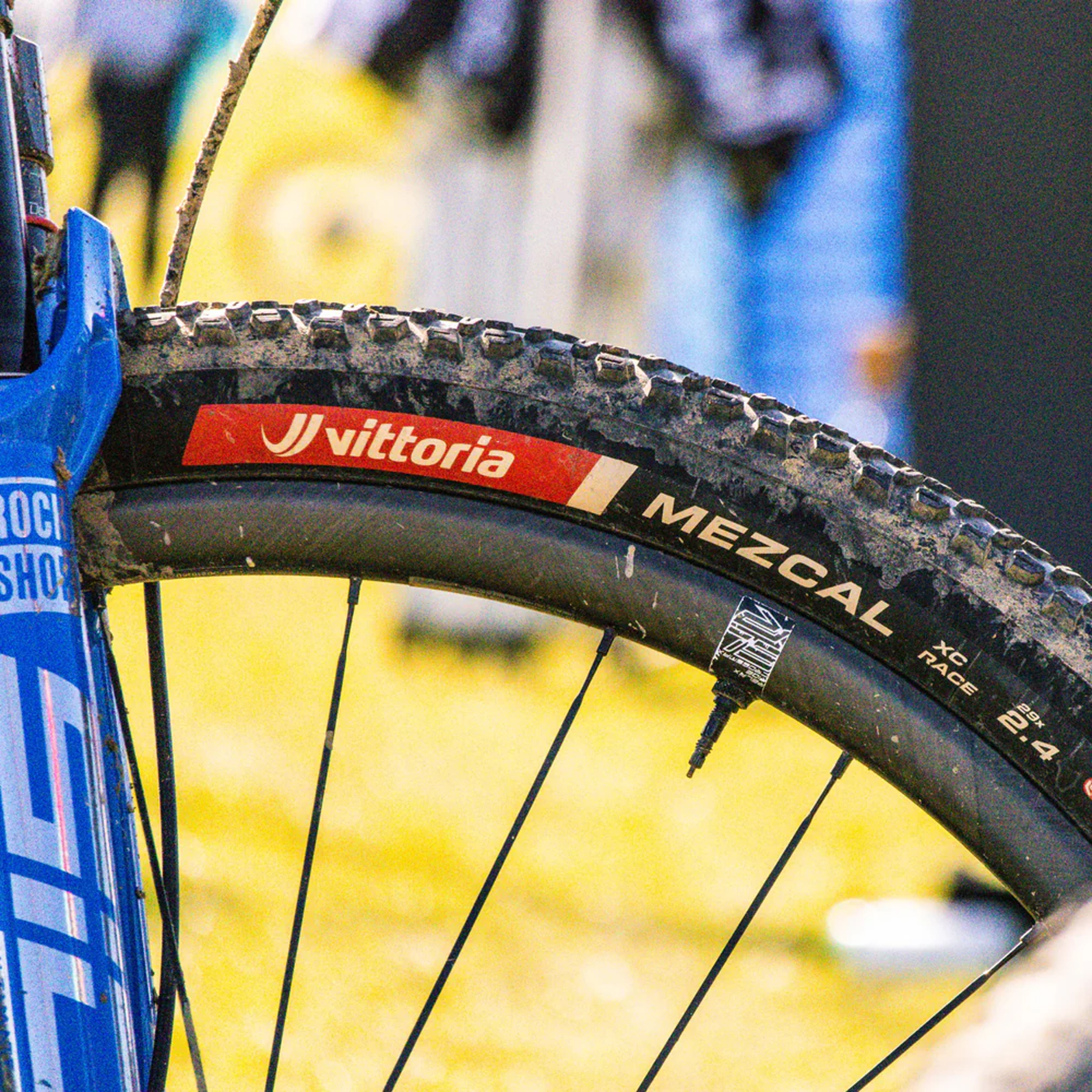 Pneu VTT 29 x 2.40 Vittoria Mezcal XC Race Graphene 2.0 noir Tubeless Ready TS - vue 3
