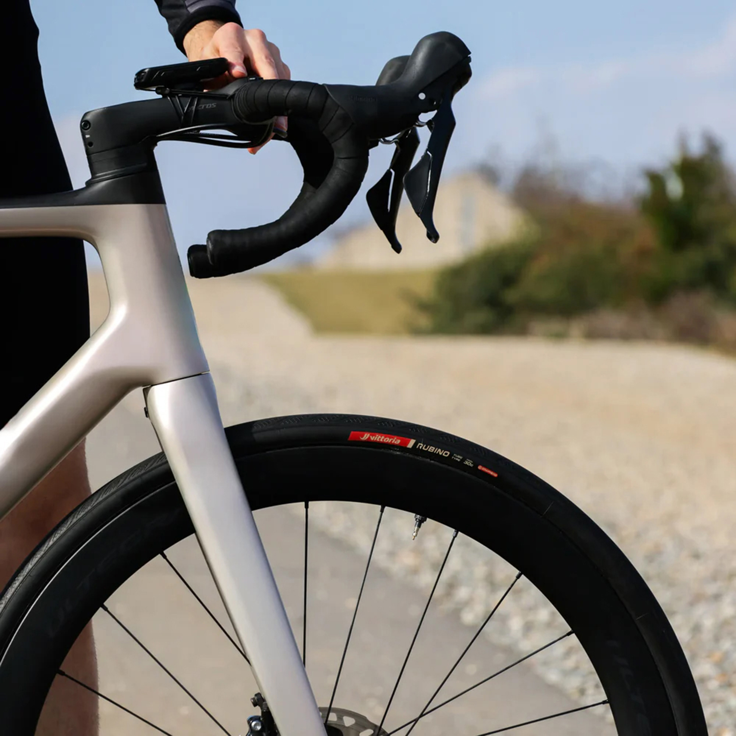 Pneu route Vittoria Rubino V 700 x 28 noir flanc beige Graphène 2.0 TS - vue 4