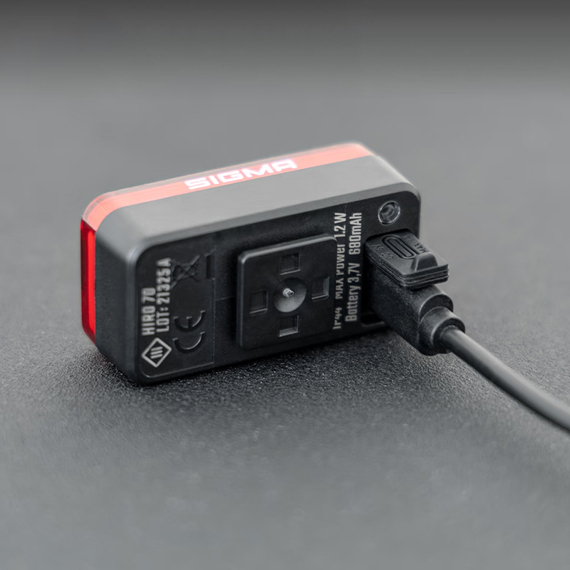Sigma Hiro 70 - Éclairage vélo USB arrière sur tige de selle noir - vue 5