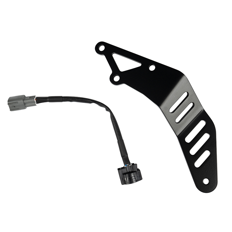 Kit de montage Akrapovic pour Yamaha 900 Tracer 9 GT 2024+ (P-HF1626)