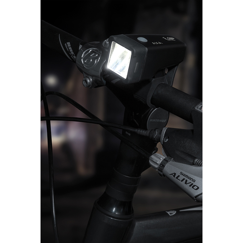 Eclairage velo a pile kit Axa nite line T1 4 fonctions continu et flash (livre avec piles LR6-CR2032) - vue 4