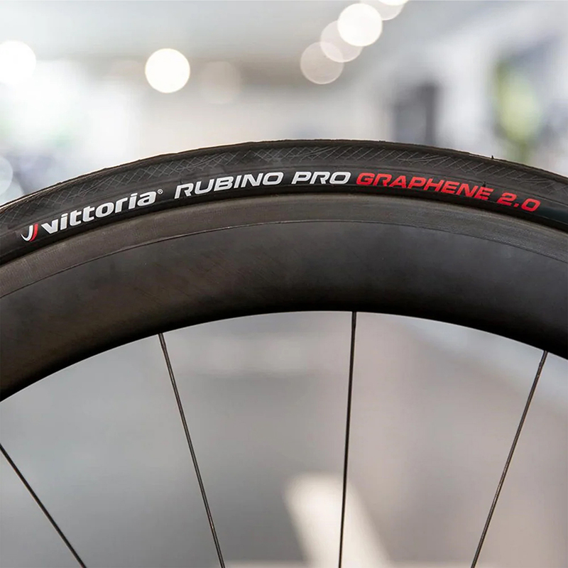 Boyau route 700 x 25 Vittoria Rubino Pro 4 noir graphène 2.0 - vue 3